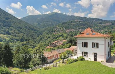 Historisk villa til salg Dizzasco, Lombardiet, Udsigt