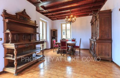 Historisk villa till salu Dizzasco, Lombardiet	:  Vardagsrum