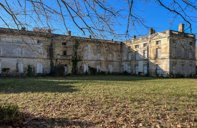 Slott til salgs Saintes, Nouvelle-Aquitaine:  