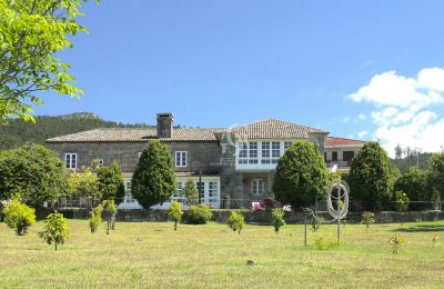 Herrenhaus/Gutshaus kaufen Nigrán, Galizien:  Außenansicht