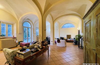 Historisk villa til salgs Cascina, Toscana:  Stue