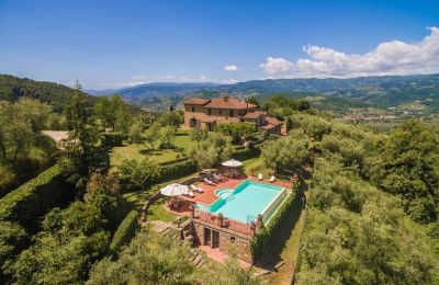 Historische Villa kaufen Monsummano Terme, Toskana:  Grundstück