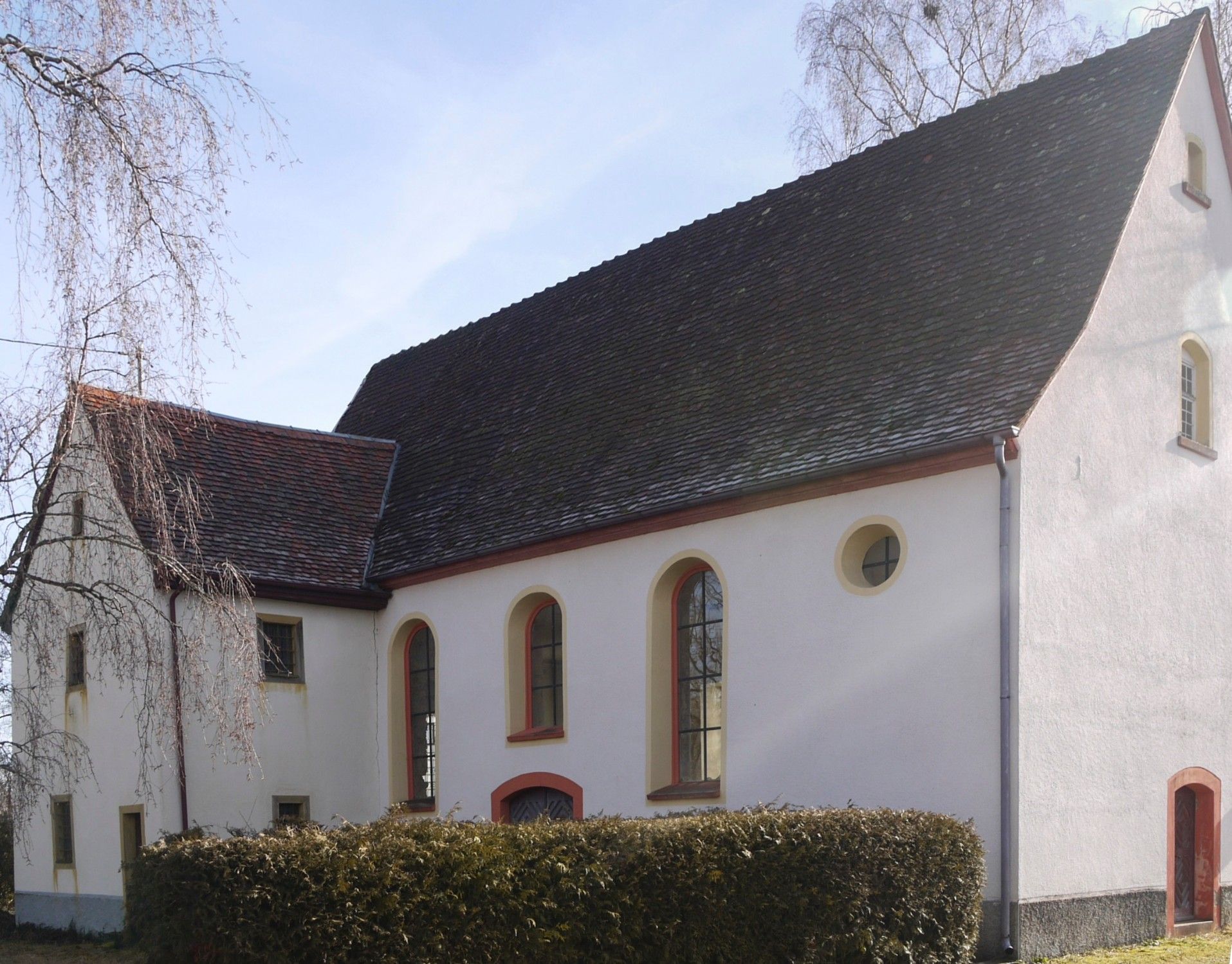 Billeder Gammel kirke - mulighed for ombygning til beboelse!