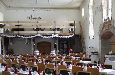 Kirke til salg 78591 Durchhausen, Vordere Kirchgasse  6, Baden-Württemberg, hergerichtet für eine Veranstaltung ...