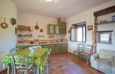 Lantgård till salu Trestina, Umbria, Bild 13/29