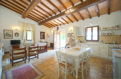 Lantgård till salu Trestina, Umbria, Bild 7/29