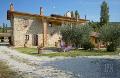 Landhus købe Trestina, Umbria:  