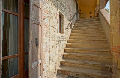 Lantgård till salu Trestina, Umbria, Bild 5/29