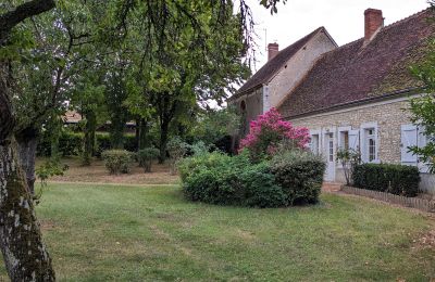 Slot til salg Châteauroux, Centre-Val de Loire, Udhus