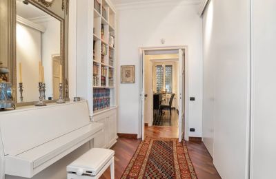 Kasteel appartement te koop 28040 Lesa, Piemonte:  