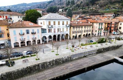 Slottslägenhet till salu 28040 Lesa, Piemonte:  