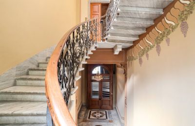 Schlosswohnung kaufen 28040 Lesa, Piemont:  