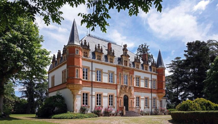 Kasteel te koop Saint-Bertrand-de-Comminges, Occitanie,  Frankrijk