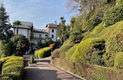 Historisk villa til salgs 28824 Oggebbio, Via Nazionale, Piemonte:  Innkjørsel