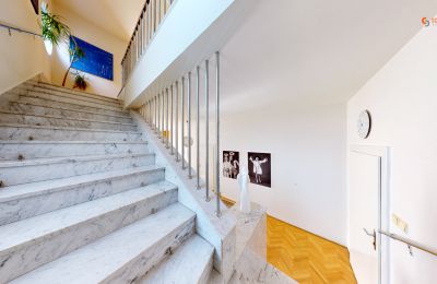 Historisk villa till salu Brno, Jihomoravský kraj:  schodiště