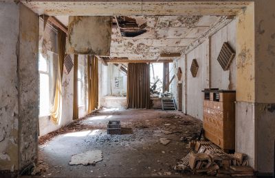 Gutshäuser im Großraum Hamburg: Herrenhaus Düssin, Ballsaal