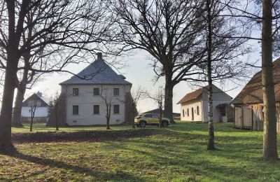 Herrenhaus/Gutshaus kaufen Broniszów, Lebus:  Grundstück