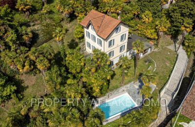 Charakterimmobilien, Villa Carlottina in Tremezzo mit tollem Garten, Privatspähre und Pool