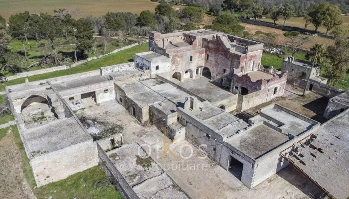 Majestætisk 52 hektar stor ejendom i Puglia som investeringsobjekt