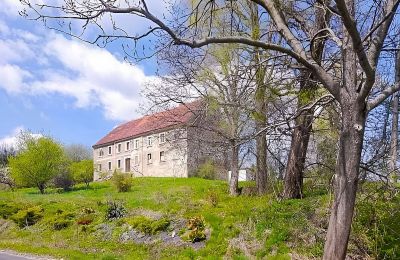 Vastgoed, Karakteristiek landhuis in het Jizeragebergte, Neder-Silezië