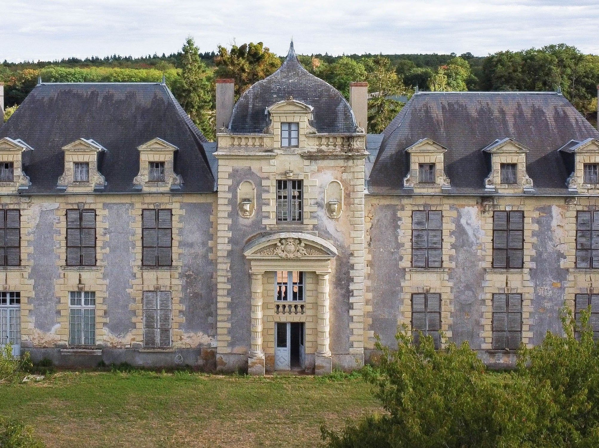 Bilder Slott i Nya Akvitanien, förstklassig arkitektur, 26 hektar