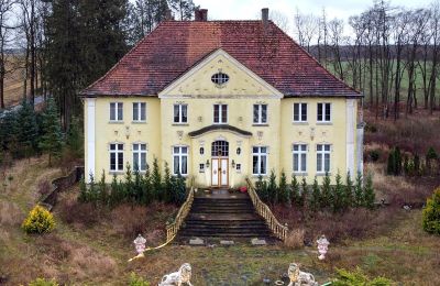 Herrenhaus/Gutshaus kaufen Drawno, Westpommern:  Vorderansicht