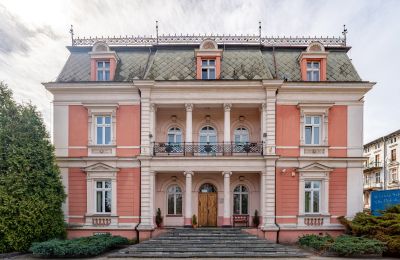 Vastgoed, Neorenaissance villa in Legnica, Neder-Silezië