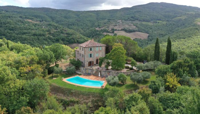 Landhus til salg 06019 Preggio, Umbria,  Italien