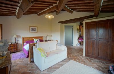 Lantligt hus till salu 06019 Preggio, Umbria:  