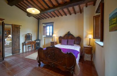 Lantligt hus till salu 06019 Preggio, Umbria:  