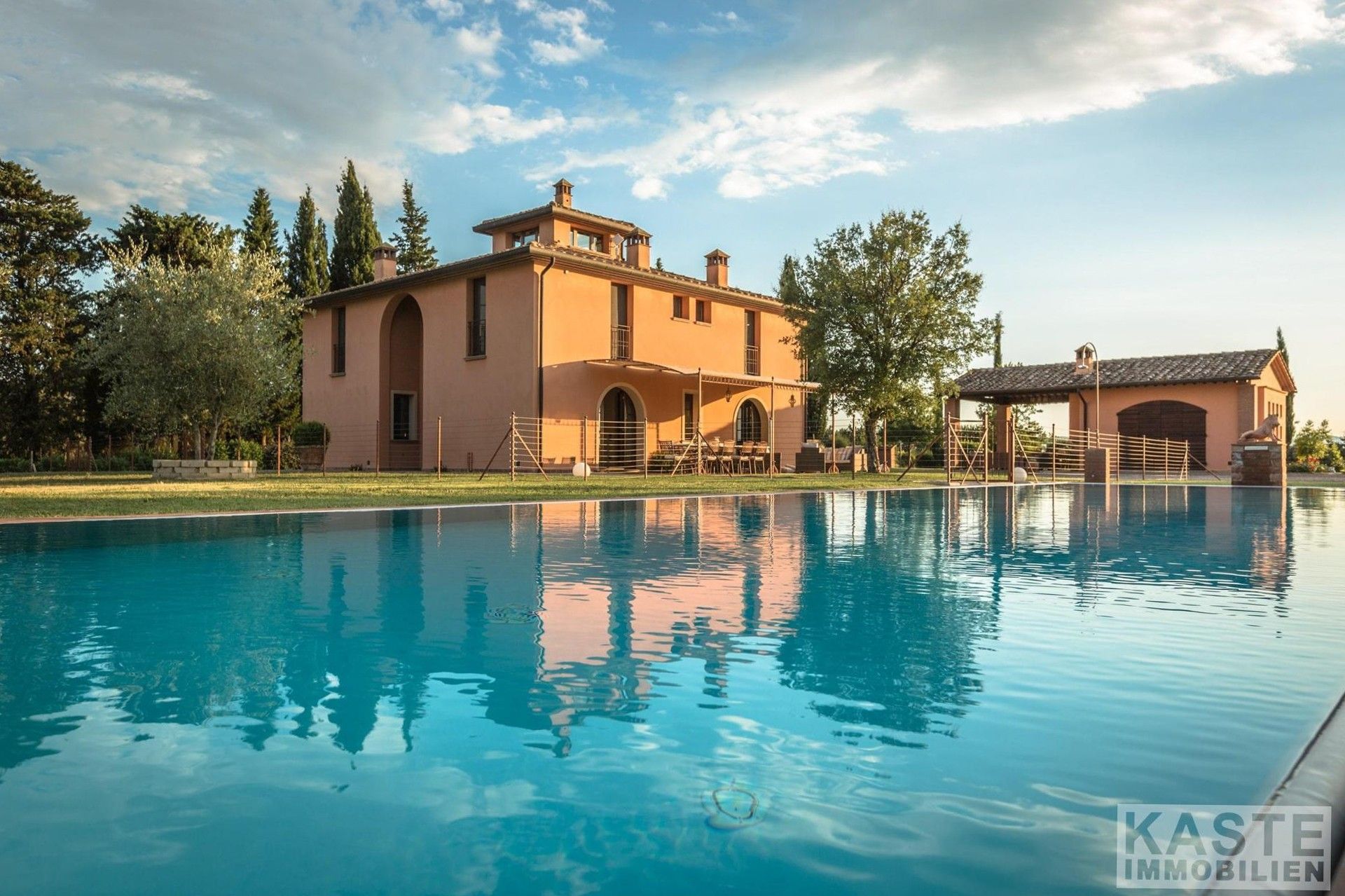 Billeder Førsteklasses Toscana-villa med særlig atmosfære og udsigt