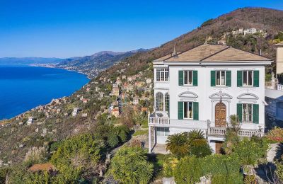 Charakterimmobilien, Exklusive historische Villa in Ligurien mit fantastischem Meerblick