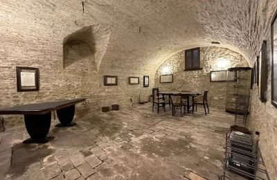 Slott till salu Cagli, Marche:  