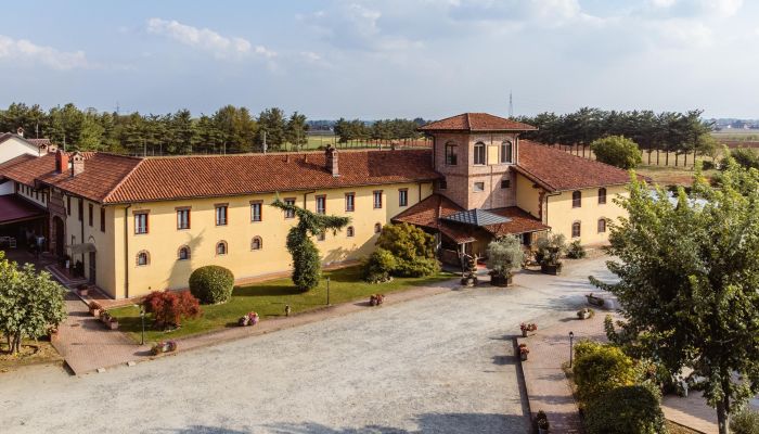 Stuehus købe Piemonte,  Italien