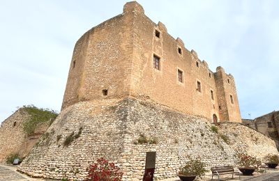 Burg kaufen Creixell, Carrer Ignasi Iglesias 13, Katalonien:  