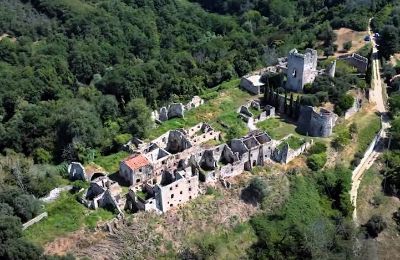 Burg kaufen Latium:  Grundstück