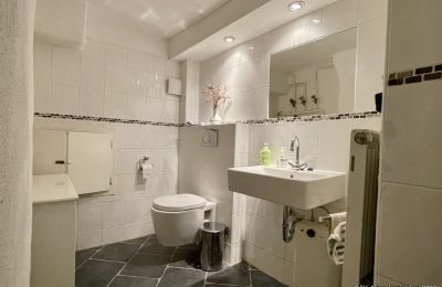 Byhus till salu 53945 Blankenheim, Nordrhein-Westfalen, Ebene 1: Gäste WC