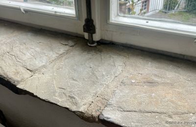 Byhus till salu 53945 Blankenheim, Nordrhein-Westfalen, Fensterbänke in Bruchstein