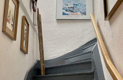 Byhus till salu 53945 Blankenheim, Nordrhein-Westfalen, Treppenhaus, Aufgang zum Dach