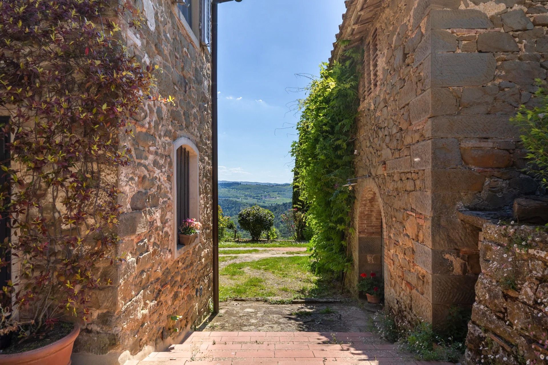 Bilder Renoverte gårdshus med karakter, nær Greve in Chianti