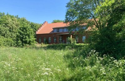 Herregård til salg 17309 Fahrenwalde,  Friedrichhof 7-8, Mecklenburg-Vorpommern, Ejendom