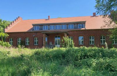 Herregård til salg 17309 Fahrenwalde,  Friedrichhof 7-8, Mecklenburg-Vorpommern, Bagudvendt