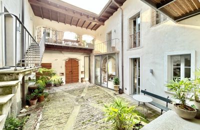 Herrenhaus/Gutshaus kaufen 28824 Oggebbio, Località Rancone, Piemont, Innenhof