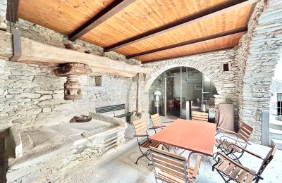 Herrenhaus/Gutshaus kaufen 28824 Oggebbio, Località Rancone, Piemont, Innenhof