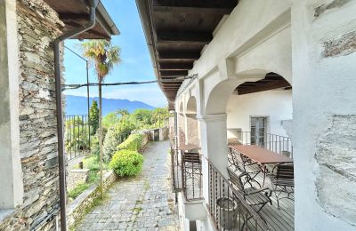 Herrenhaus/Gutshaus kaufen 28824 Oggebbio, Località Rancone, Piemont, Portikus