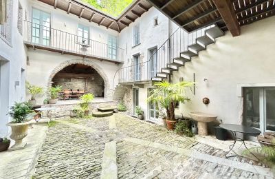 Herrenhaus/Gutshaus kaufen 28824 Oggebbio, Località Rancone, Piemont, Innenhof