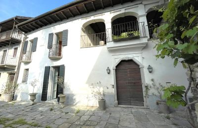 Herrenhaus/Gutshaus kaufen 28824 Oggebbio, Località Rancone, Piemont, Fassade