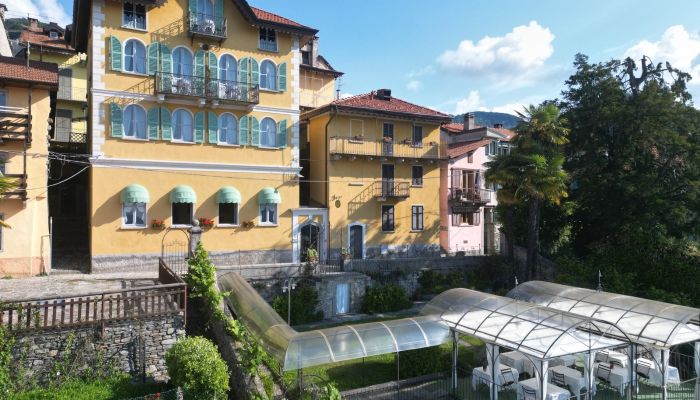 Historisk villa til salg Bee, Piemonte,  Italien