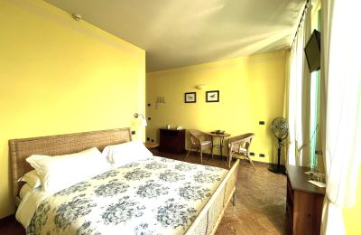 Historisk villa til salgs Bee, Piemonte, Soverom