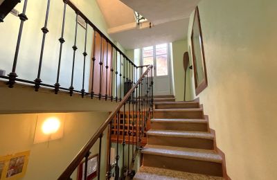 Historisk villa til salgs Bee, Piemonte, Trappeoppgang